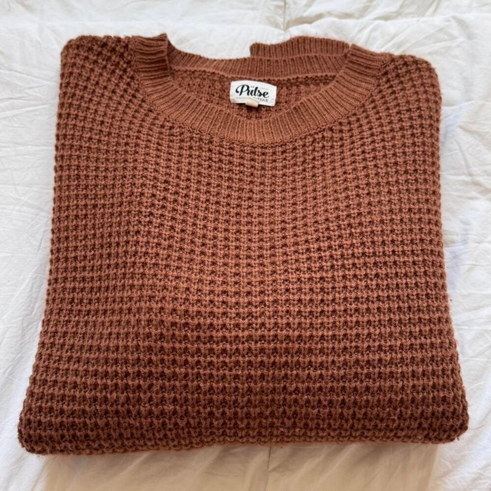 pulse boutique Brown oversized waffle knit sweater sz S boxy granola girl boho